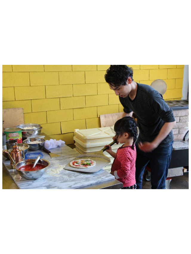 キッズピザ作り体験｜ピッツァ窯の販売・ナポリピッツァのスクールのラナーヴェ